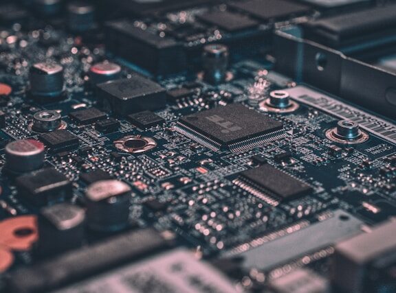 Building successful mobile apps: UX, product thinking, and reliable engineering
